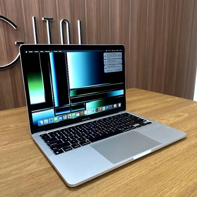 Apple MacBook Pro 13? M1 | 16GB RAM | 256GB SSD | Touch ID