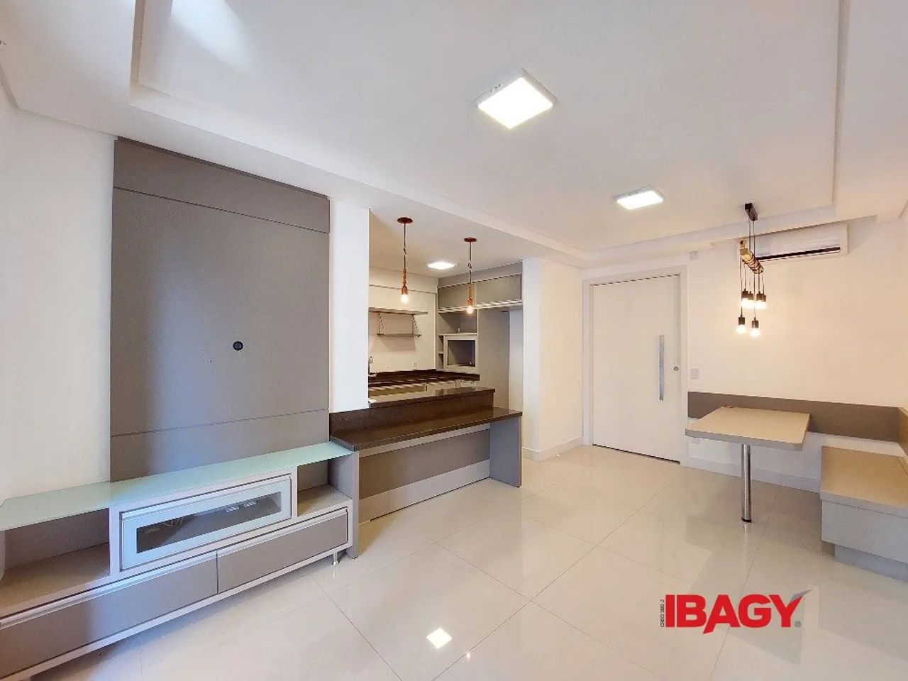 Excelente Apartamento 2 dormitório(s) em Centro - Florianópolis - Foto 4