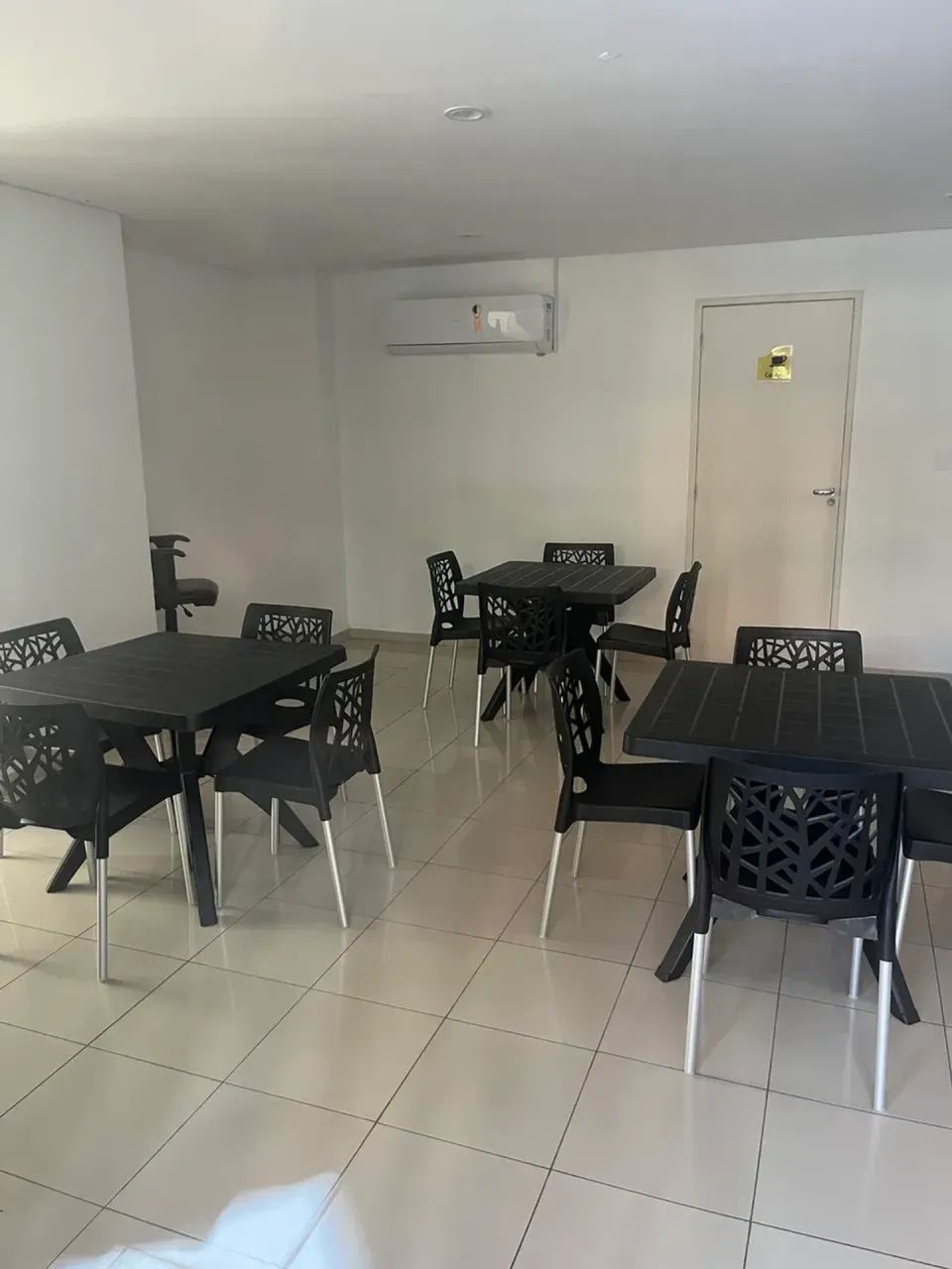 Alugo Cobertura Garden na Ponta Verde