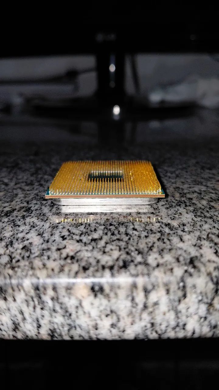 Processador AMD Ryzen 3 3200G + Cooler AMD - Foto 2