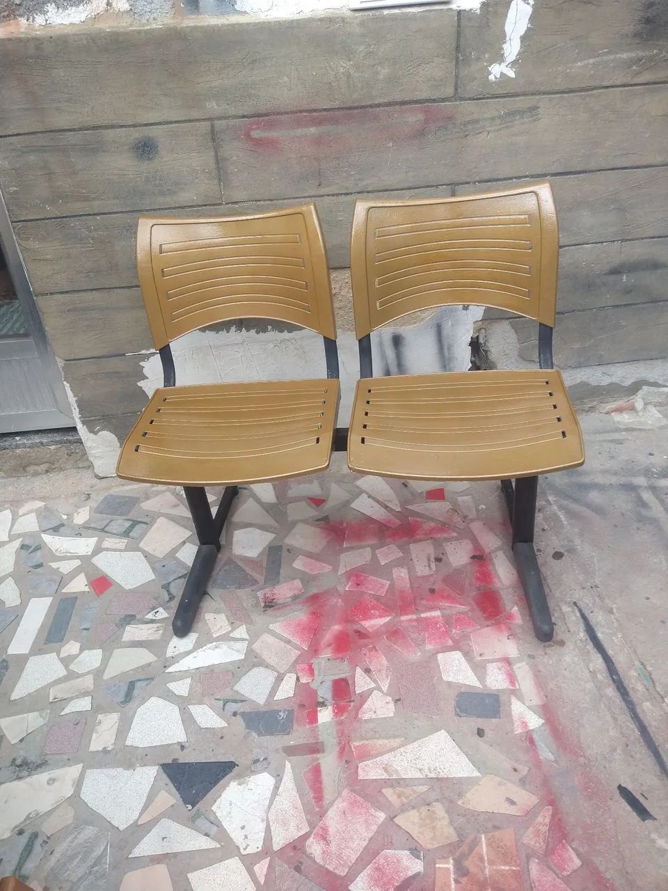 Cadeiras  duplas  no estado - Foto 4