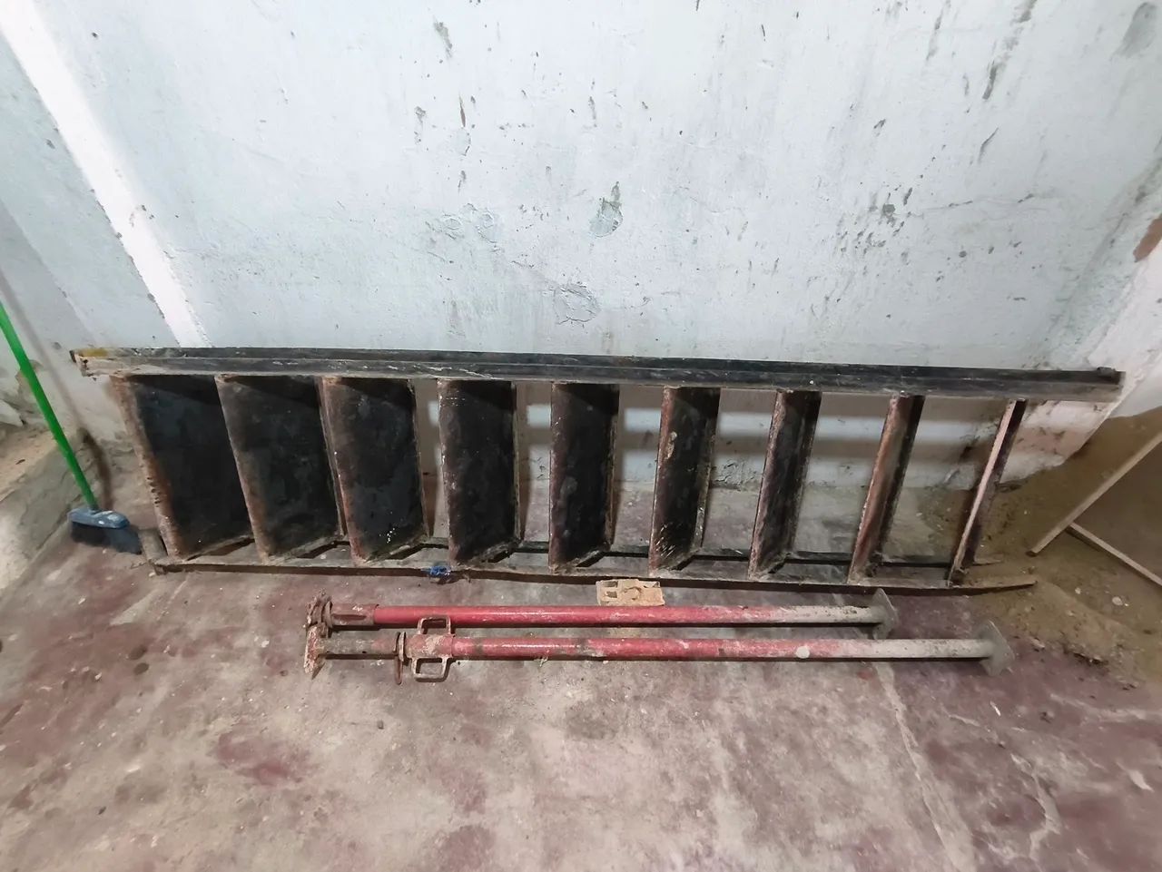 Escada de ferro  - Foto 2