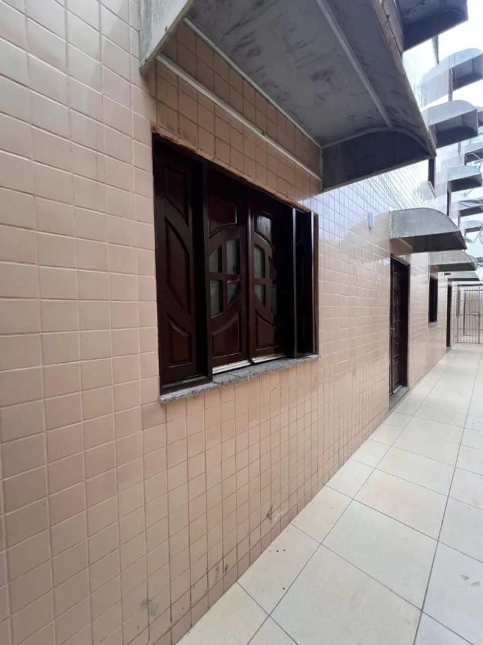SERRINHA-BA - ALUGO CASA 3 QUARTOS COM SUITE, no Centro.  - Foto 2