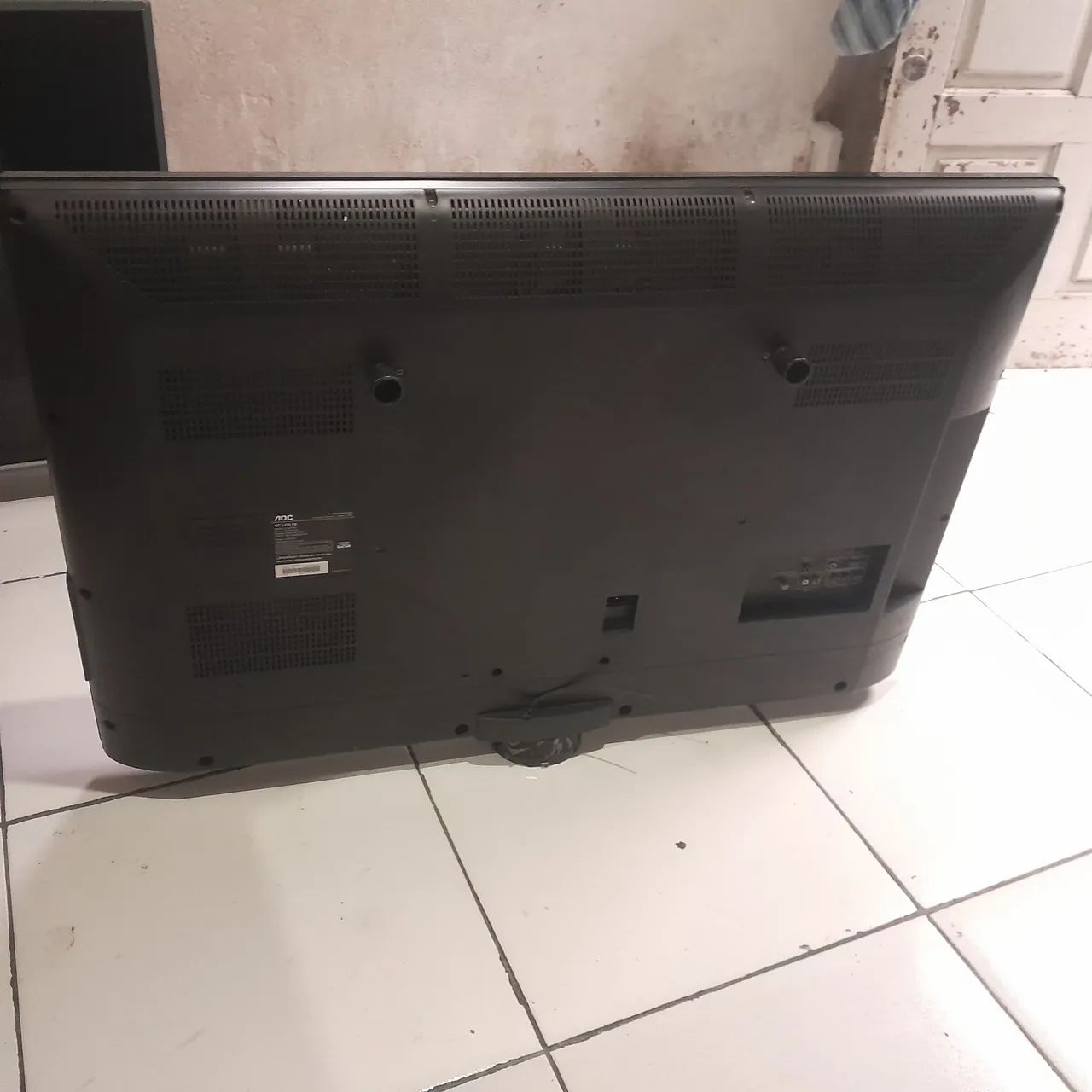 Tv aoc 42 polegadas pra retirada de peças  - Foto 4
