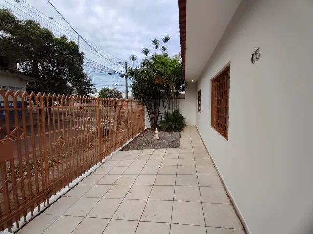 Casa Geminada com ótima localização Jardim Oasis. - Foto 3