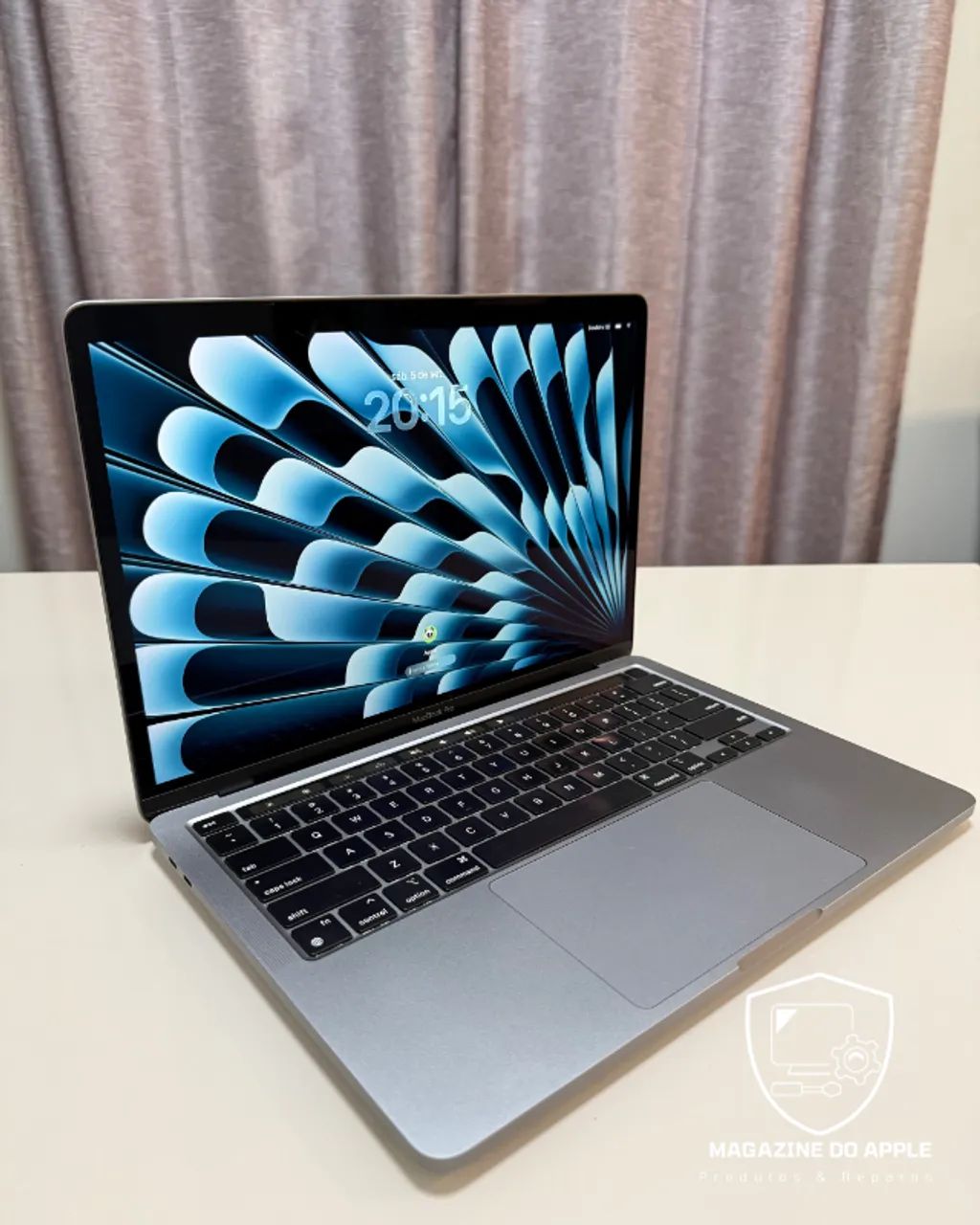 Macbook Pro Touch Bar M1  - 2020 (M1/16g/1Tb) 13,3 polegadas