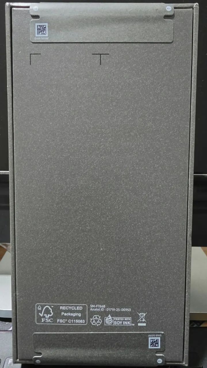 Celular Galaxy Z Flip 7 - Foto 4