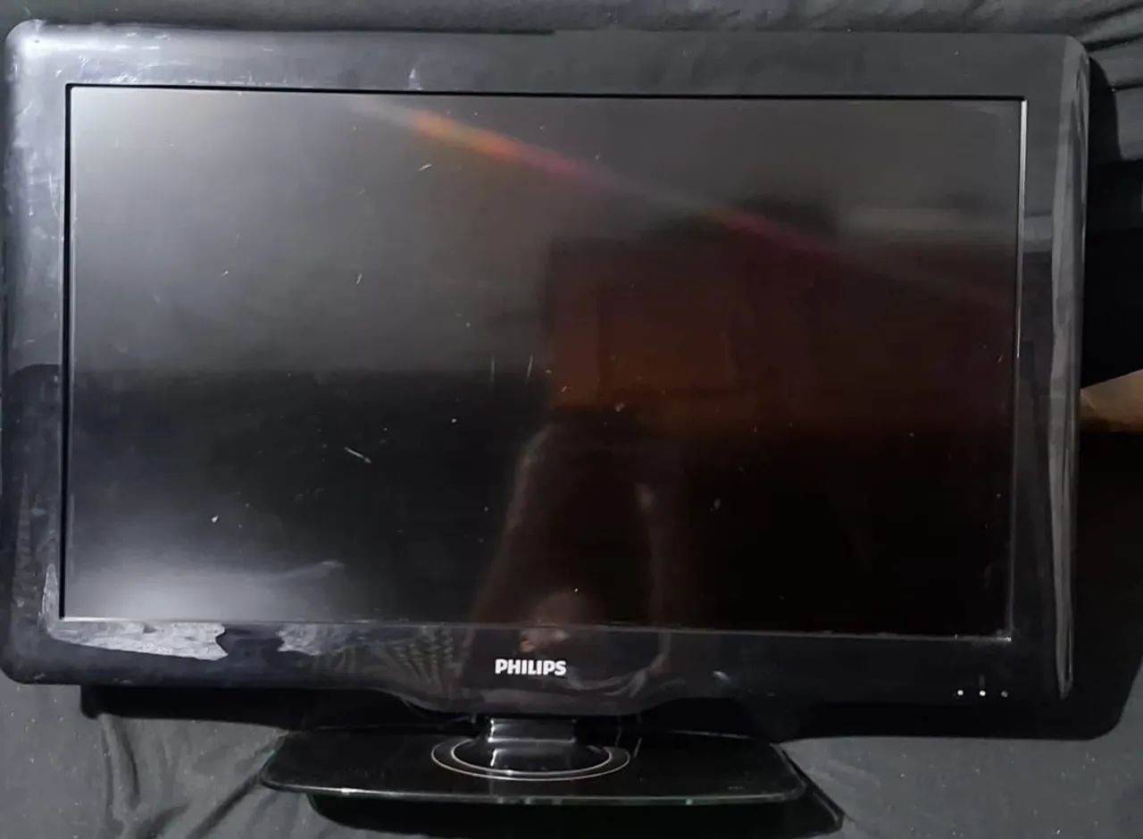 TV Philips 32PFL3606D/78 - LCD FULL HD 32 POLEGADAS