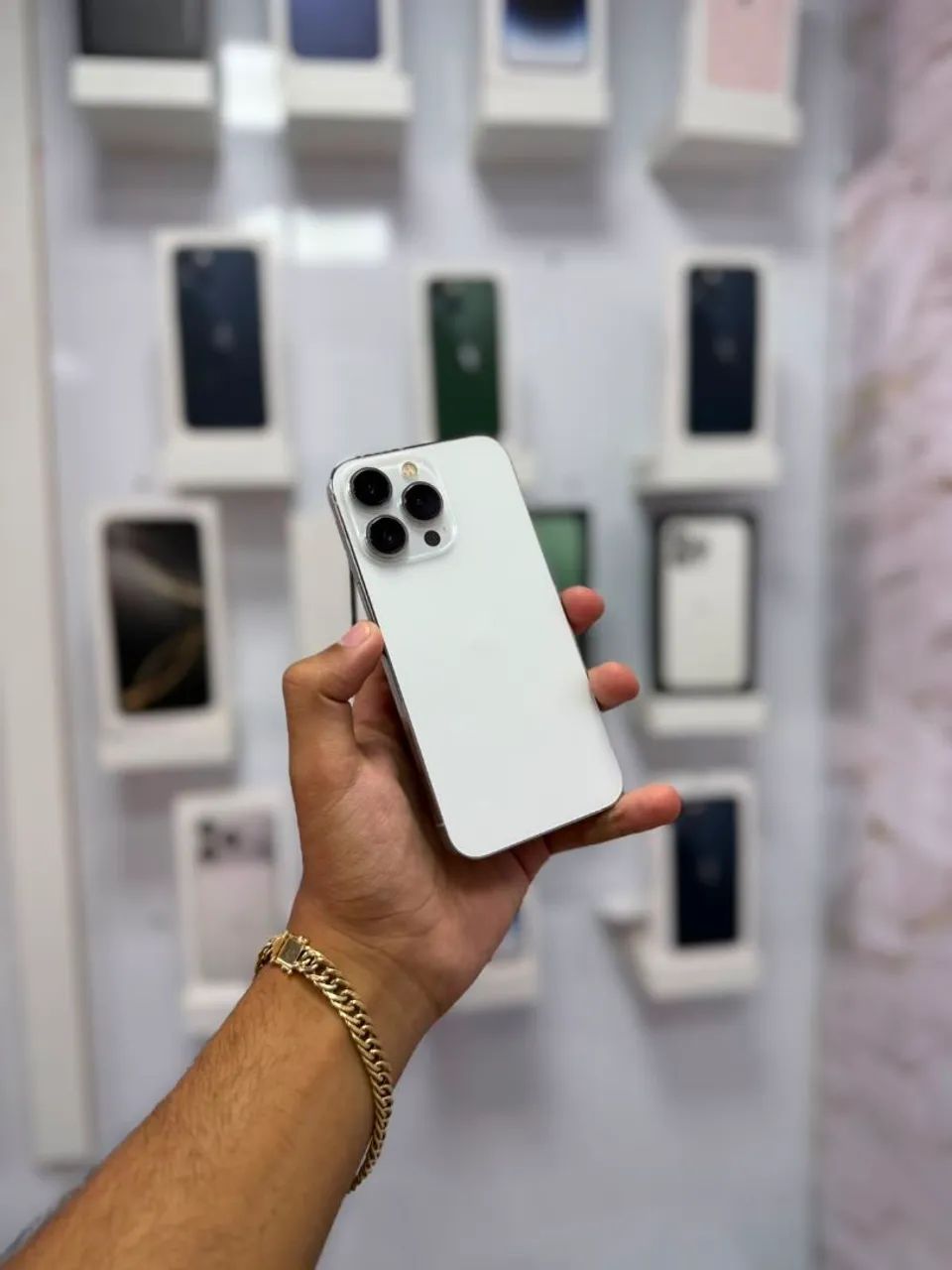 IPHONE 13 PRO 128GB - 2699,00 - Celulares e Smartphones
