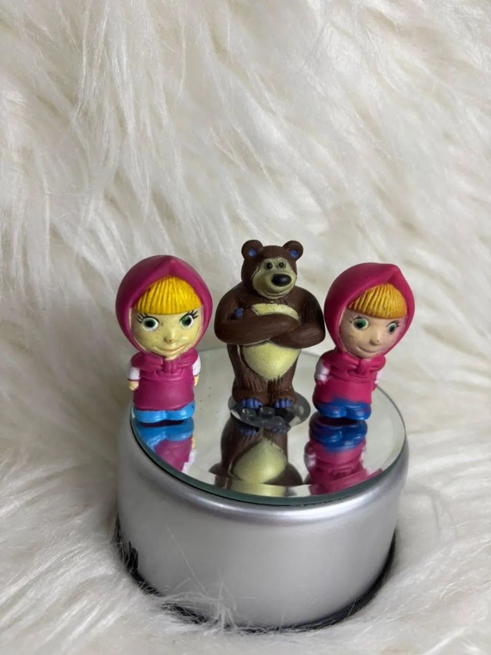 Dedoche Marsha e o Urso