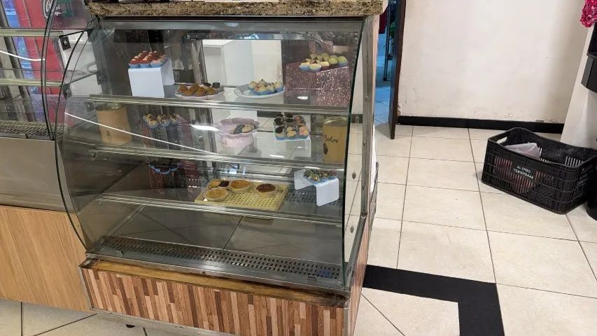 Vitrine Refrigerada Doceria 