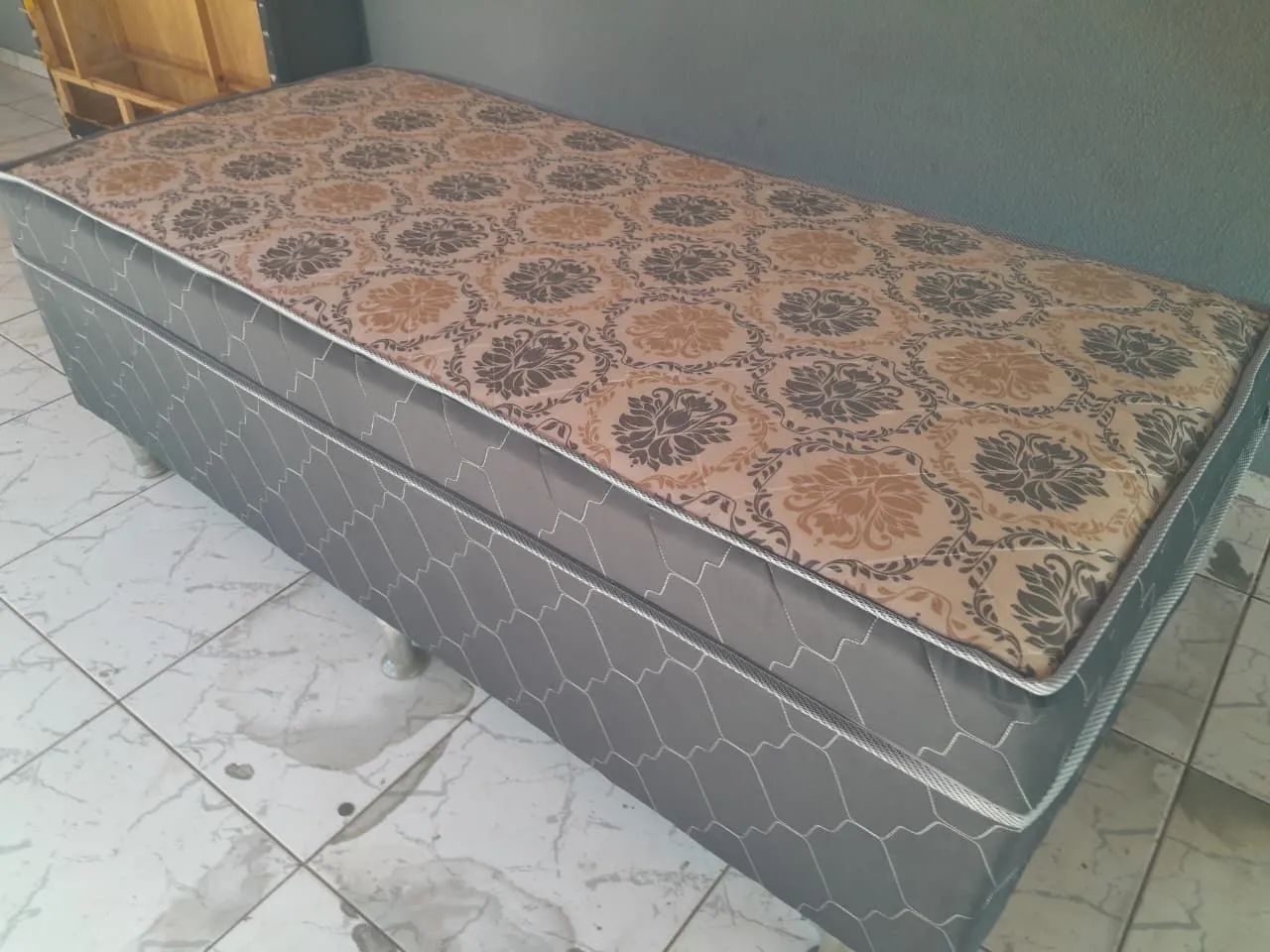 Cama box de solteiro 