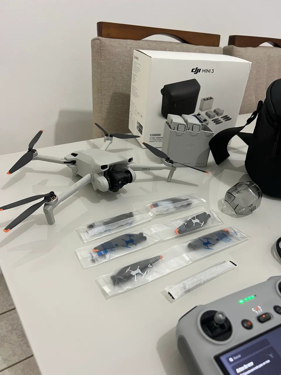 DRONE DJI MINI 3 COMBO FLY MORE COM TELA RC - Foto 6