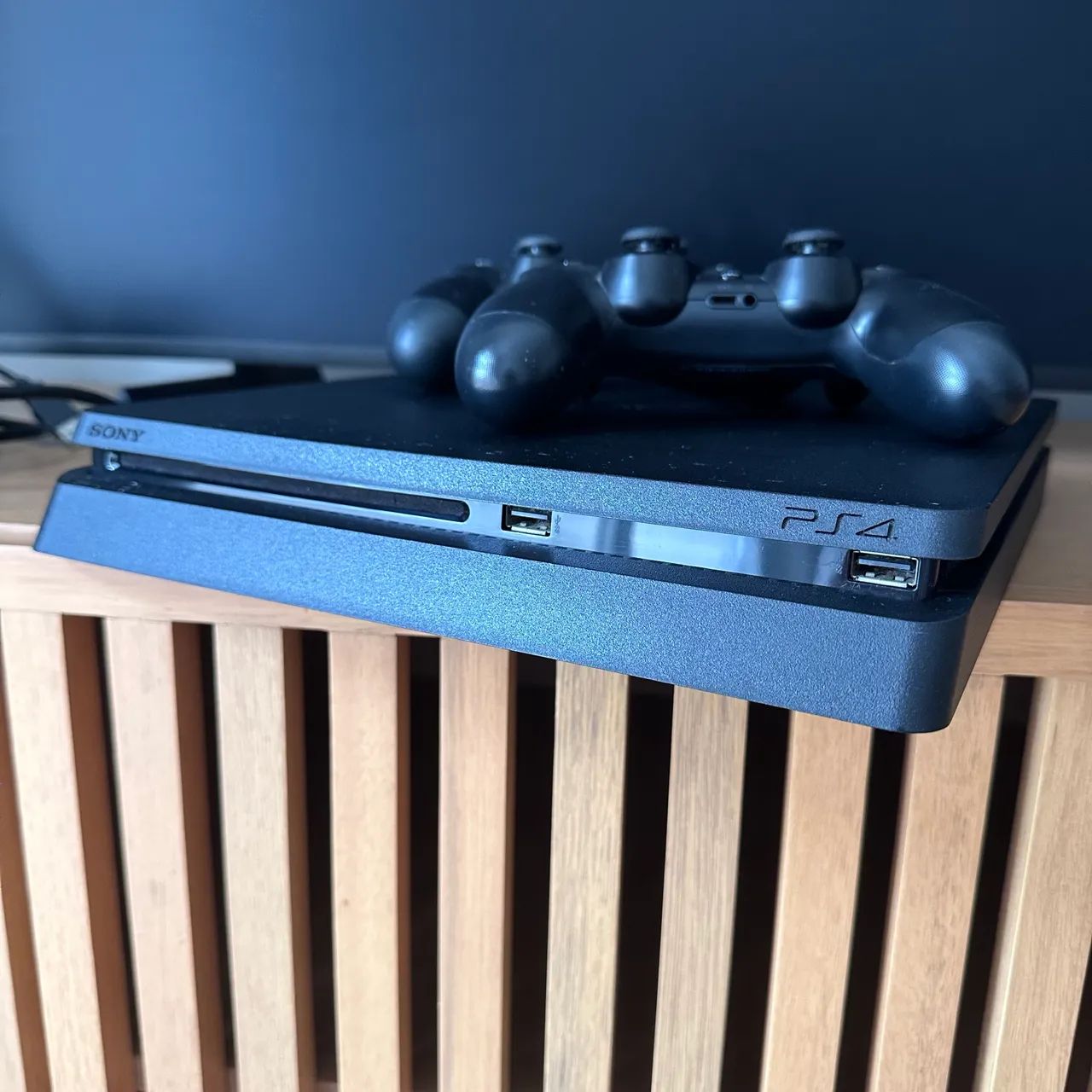 PlayStation 4 1T - Foto 2