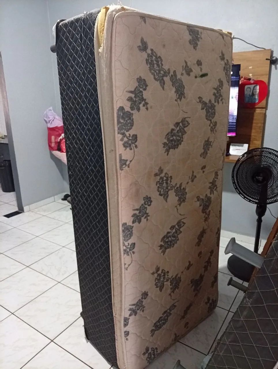 Vende-se duas camas para reforma - Foto 2