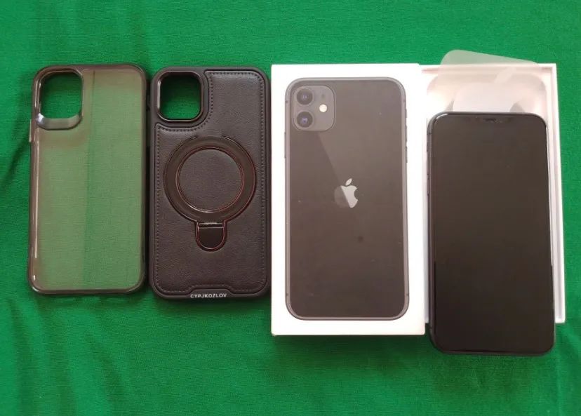 Vendo ou troco iPhone 11 tudo original  - Foto 2