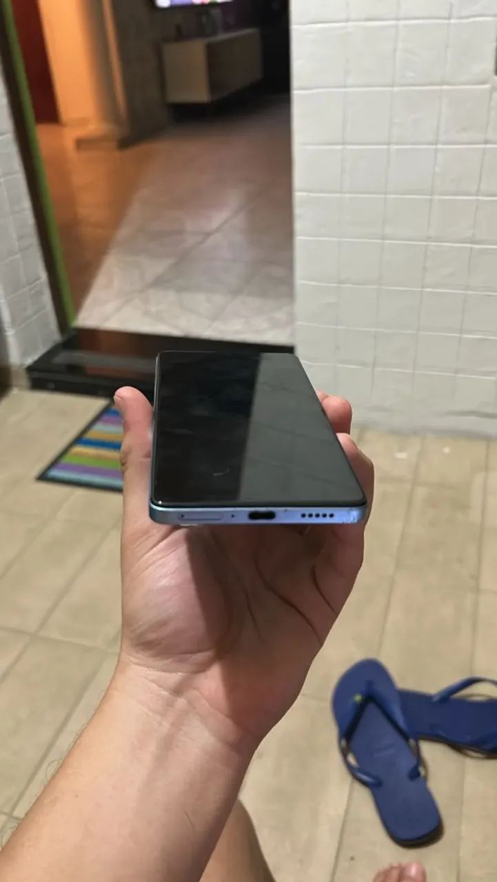 Vendo poco X5 pro usado com um carregador e a caixa  - Foto 3
