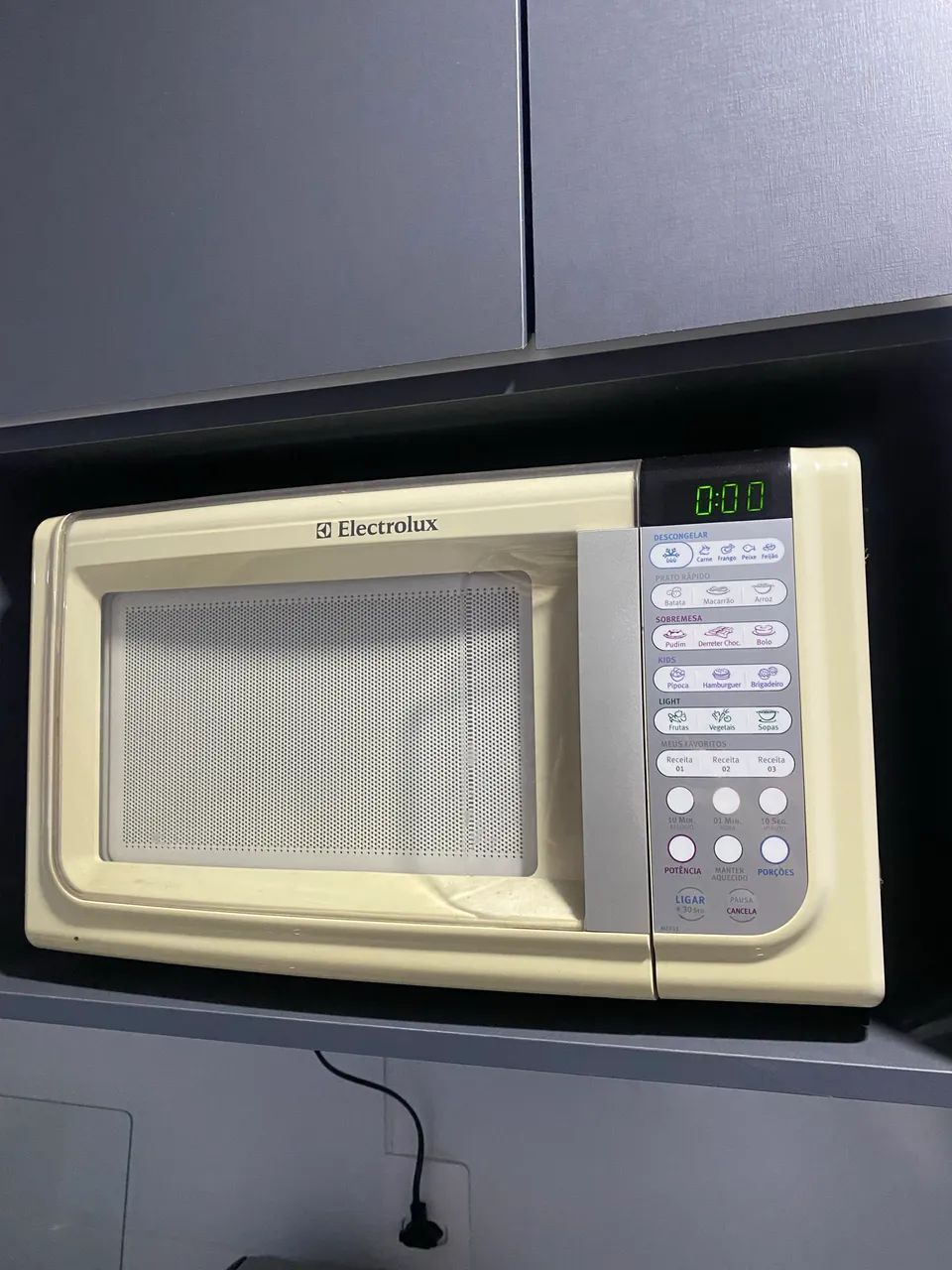 Microondas Electrolux 23 litros - Foto 2