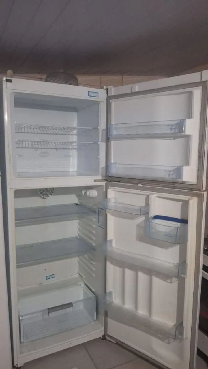 Vendo geladeira  - Foto 5