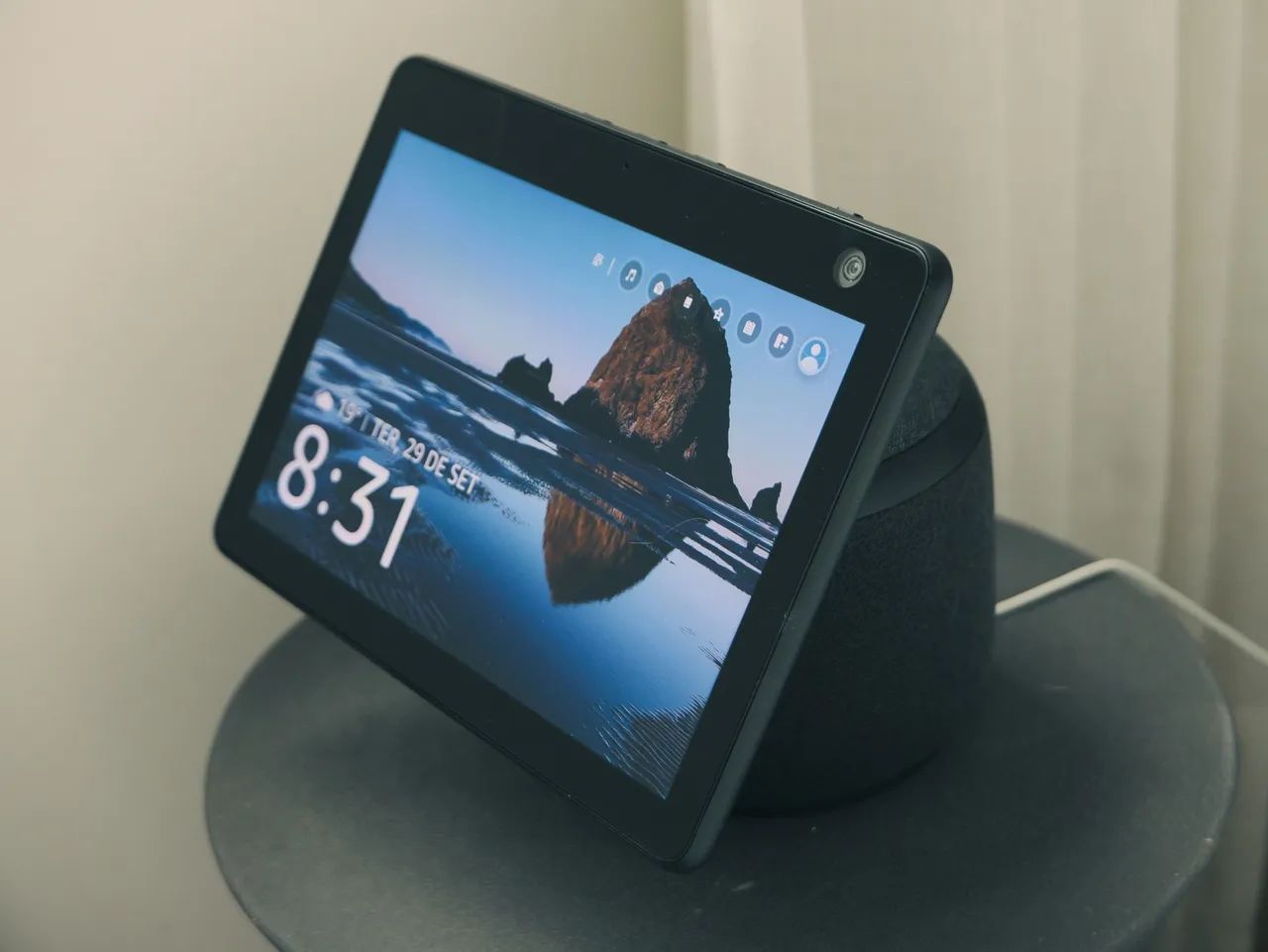 Amazon Alexa Echo Show 10 3a Geração