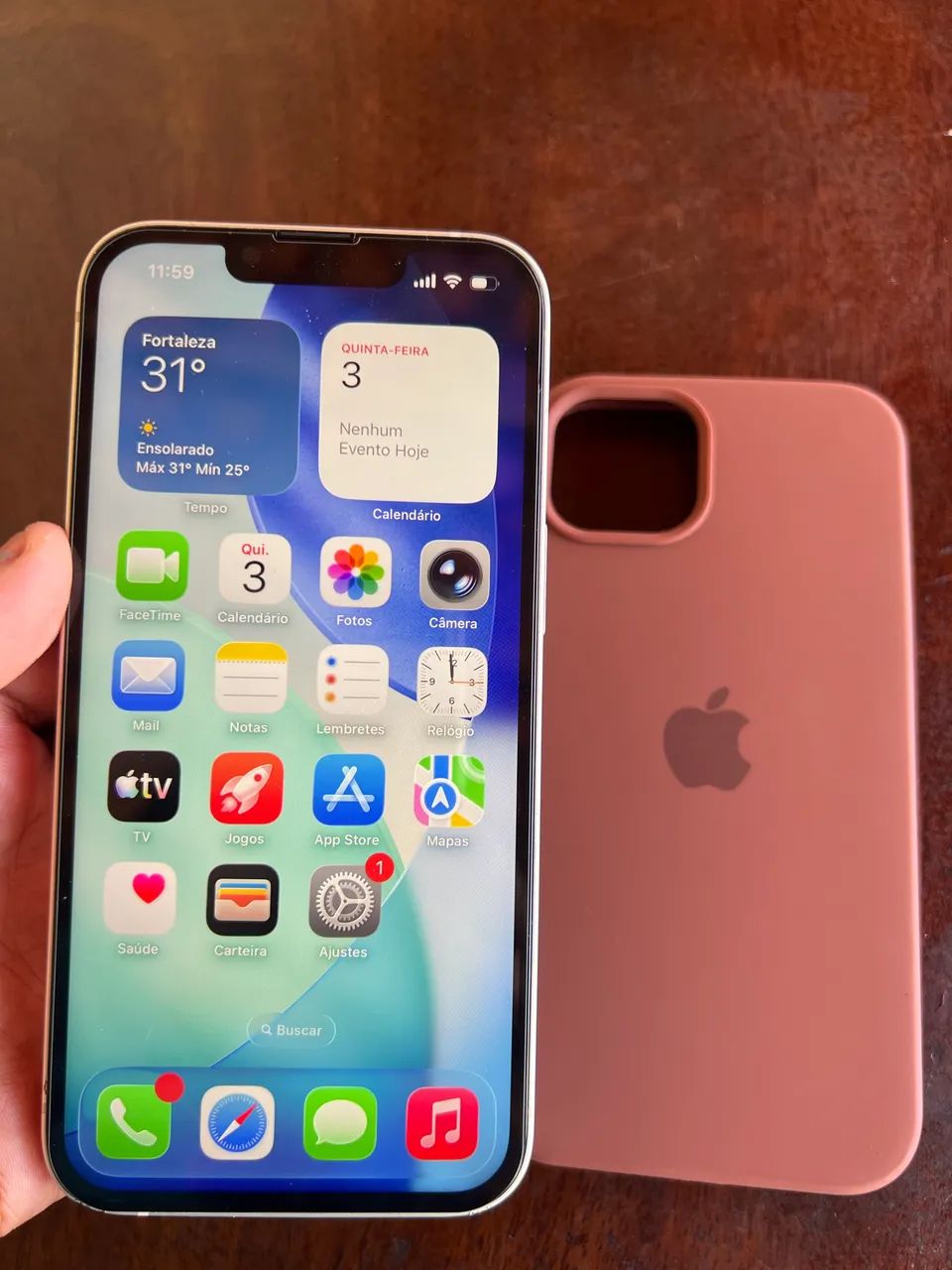 iPhone 13 