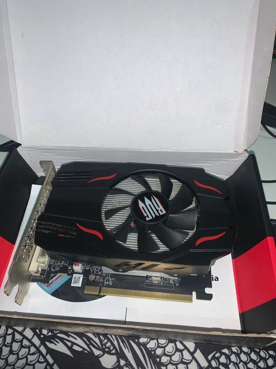 RX560 Radeon 4GB DRR5 - Foto 4