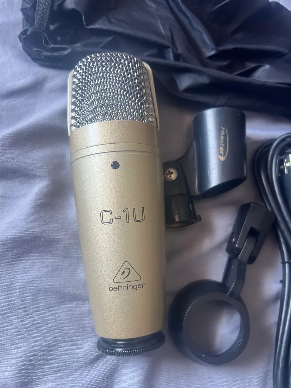 Microfone condensador Behringer C-1U