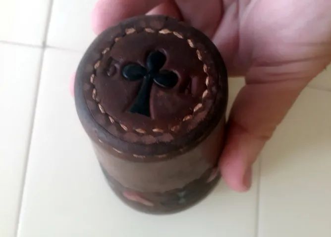 Copo de couro para jogo de dados - Foto 4