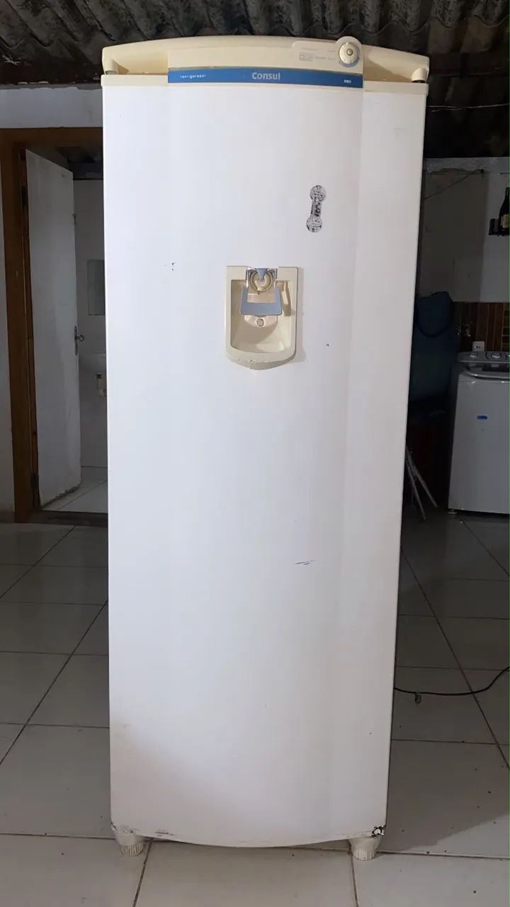 Vendo geladeira cônsul
