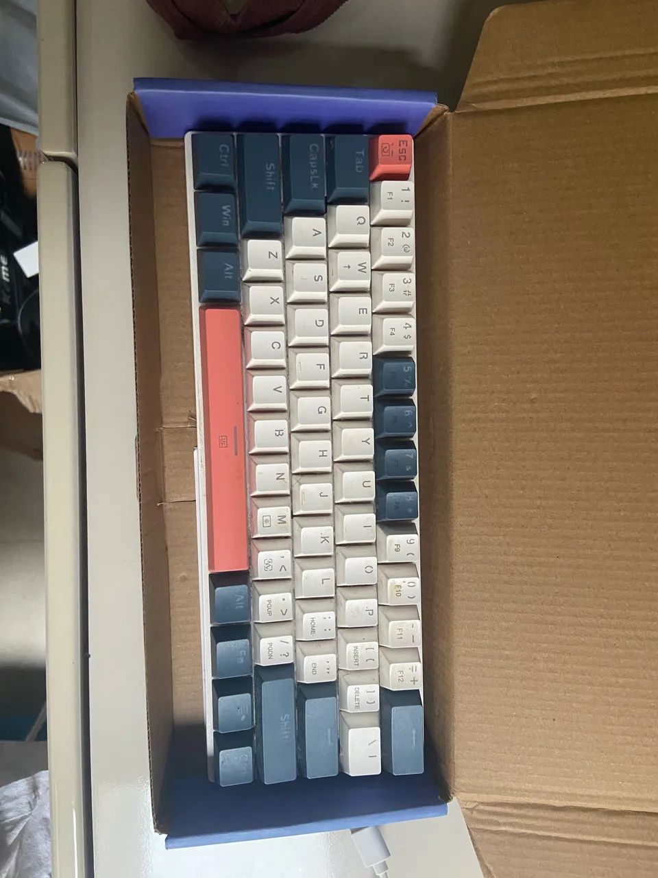 TECLADO MECÂNICO