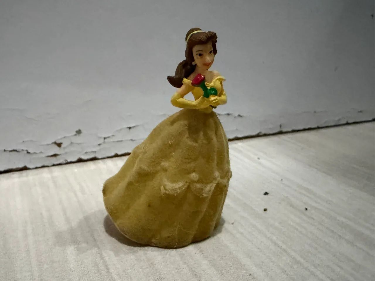 Miniatura da boneca princesa bela e a fera da disney  - Foto 2