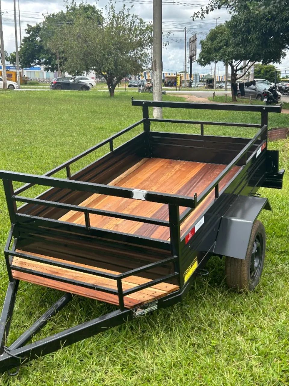 Carretinha nova 2.00 x 1.20 a pronta entrega - reboque