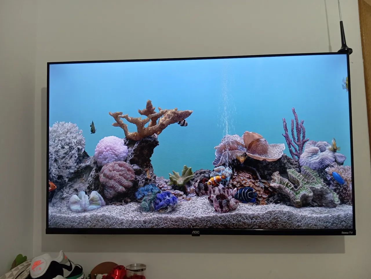 Vende-se TV smart 43 polegadas apenas venda não troco ela está novinha - Foto 2