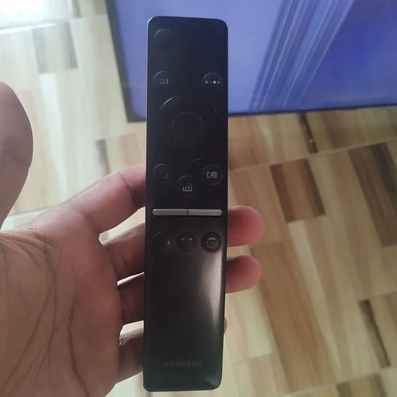 Smartv Samsung 55 polegadas com controle remoto e pés  - Foto 5