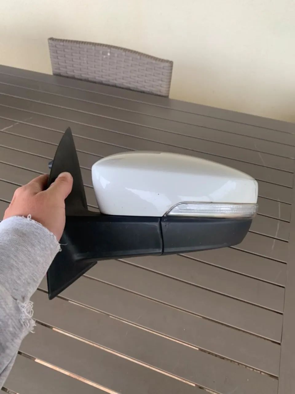 Retrovisor Lateral Esquerdo (Motorista) com Pisca - VW