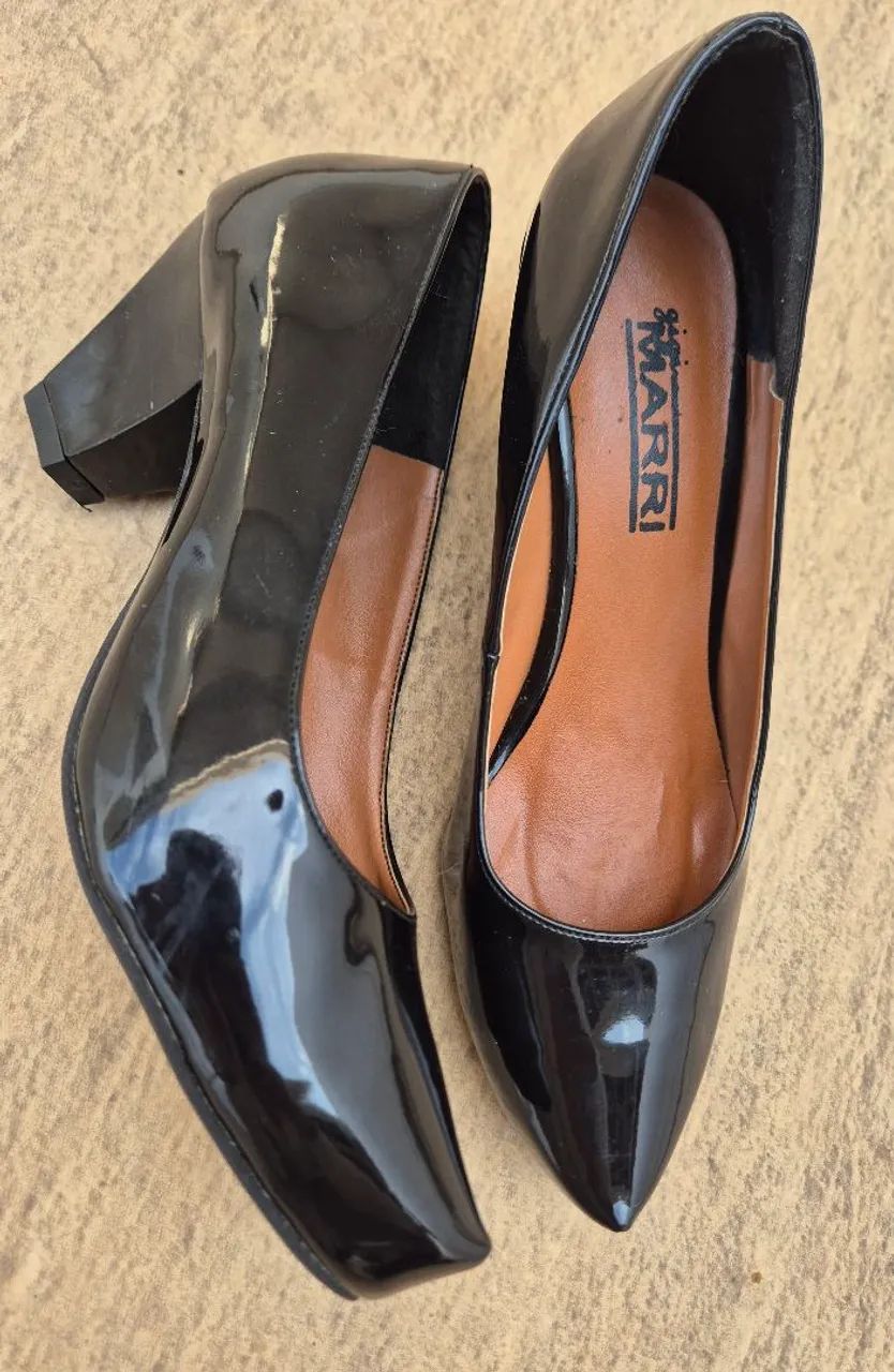 scarpin marri preto 35
