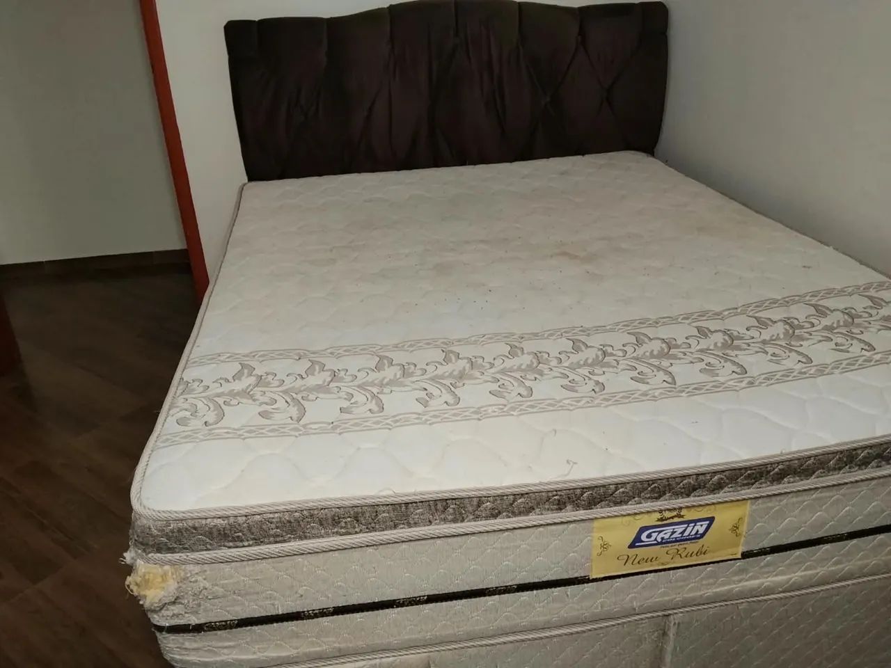 Vendo cama de casal com a cabeceira colchão Gazin - Foto 4