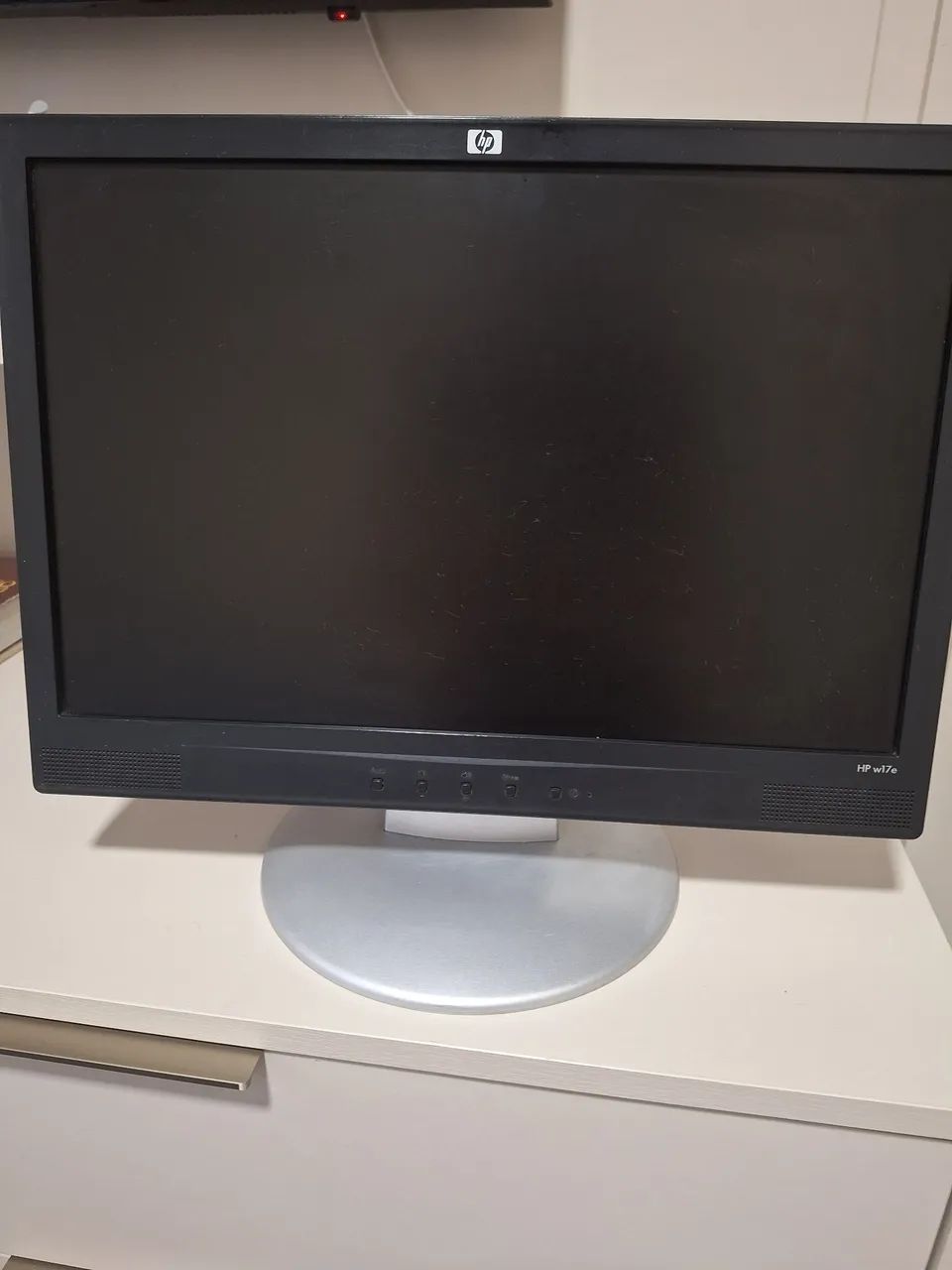 02 Monitores HP e LG