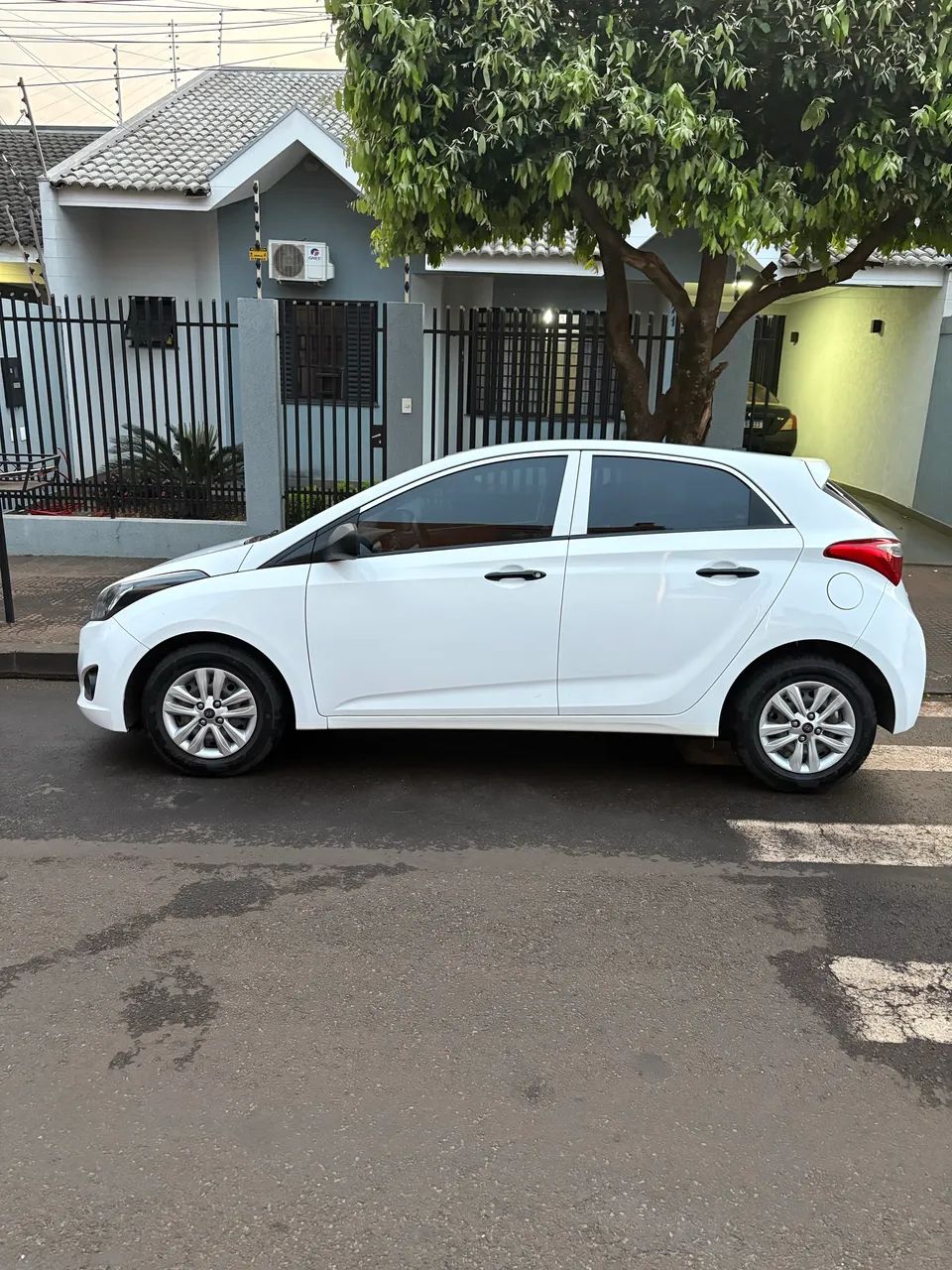 Hyundai HB20 Comf./c.plus/c.style 1.0 Flex 12V 2013 - Foto 4