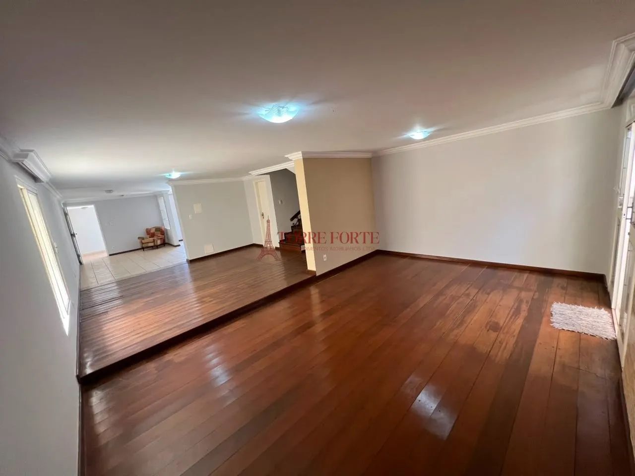 SOBRADO PARA LOCAÇÃO - Foto 2