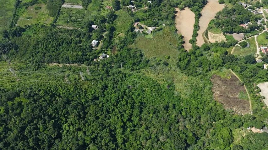 Sitio com agua própria certificada em Piabetá - Foto 4