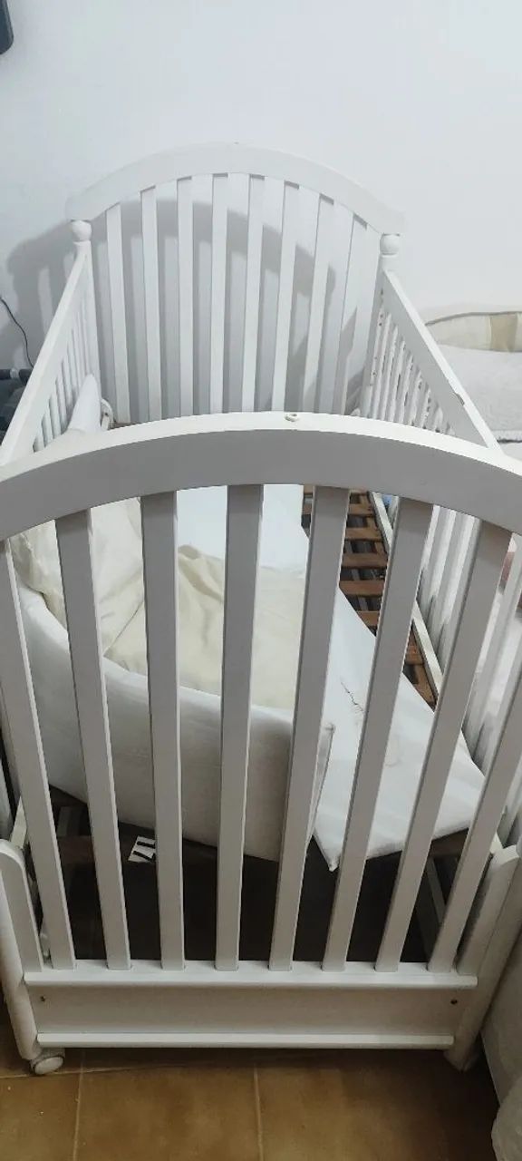 Berço americano (mini cama) sem colchão 