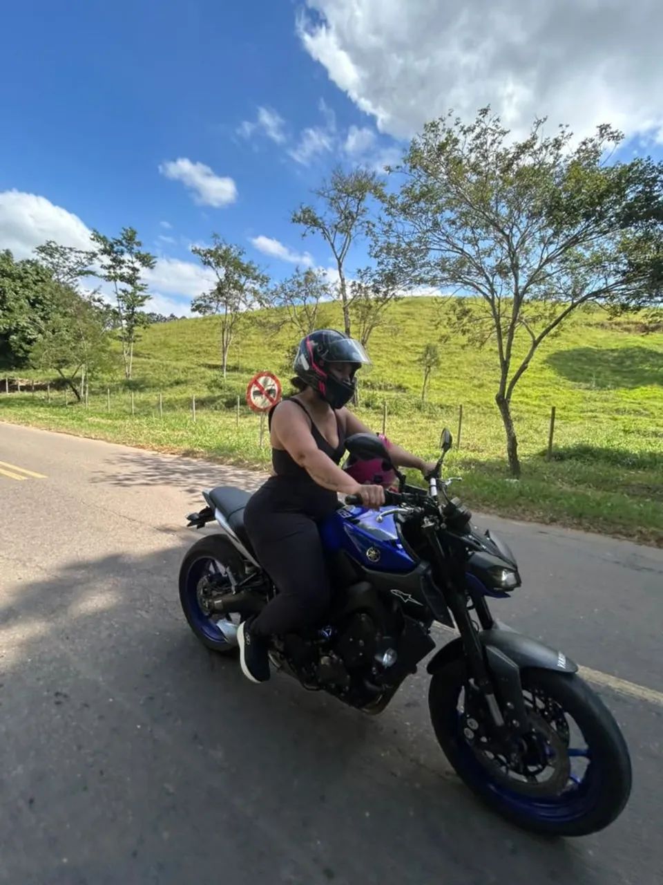 Mt 09 impecável 