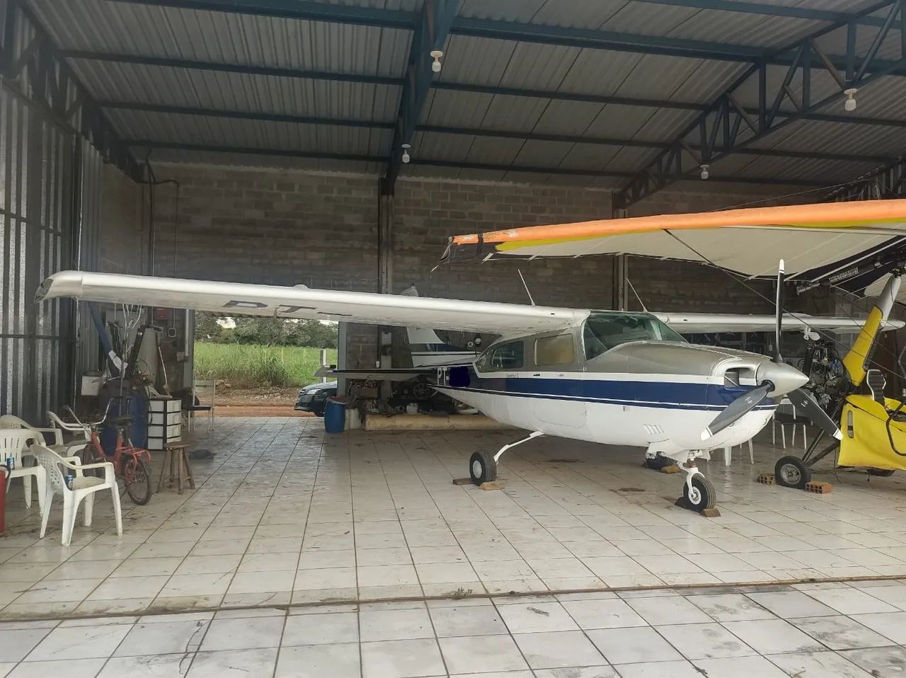 Cessna 210l - Foto 4