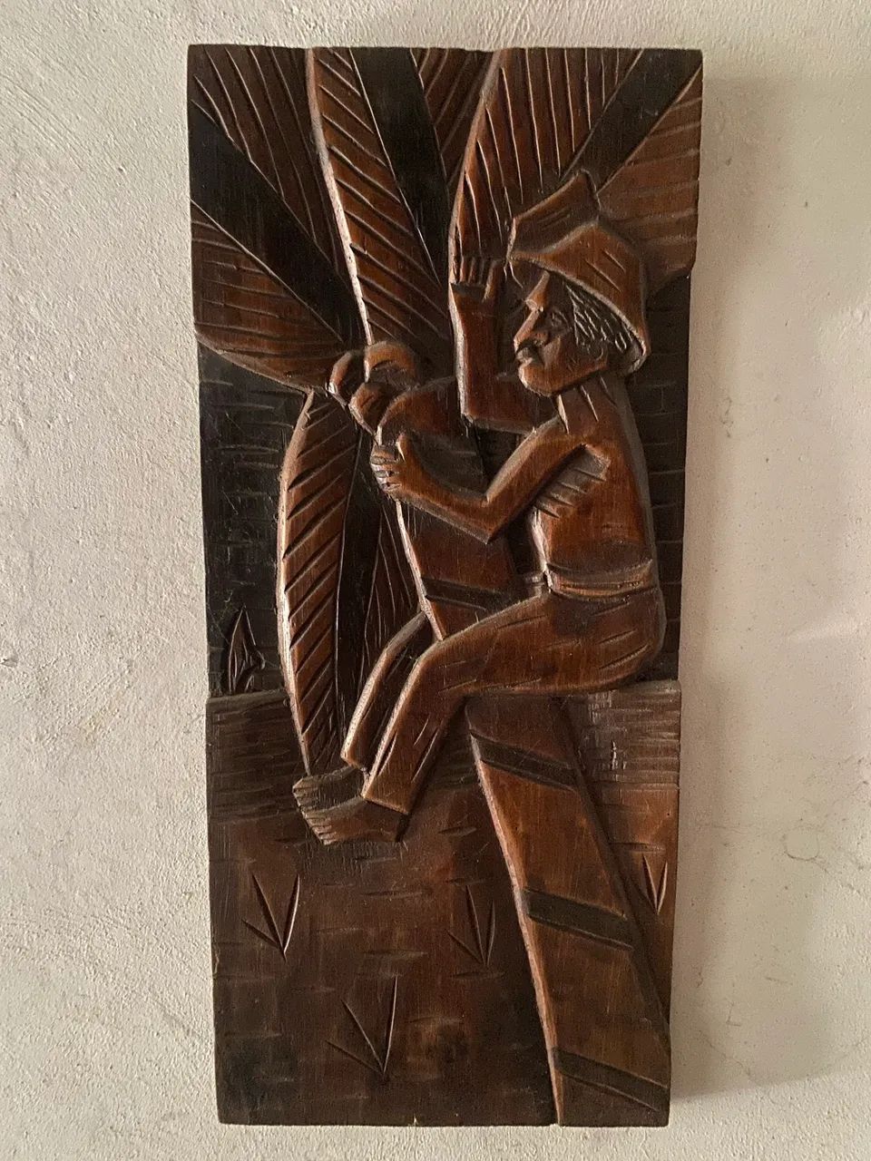 Quadro de Madeira Antigo - Leia o Anúncio 