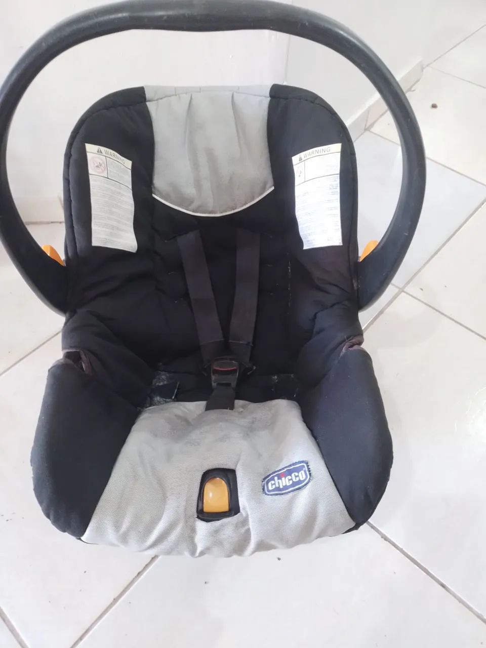 Cadeira pra carro bebê conforto só 90 reais 