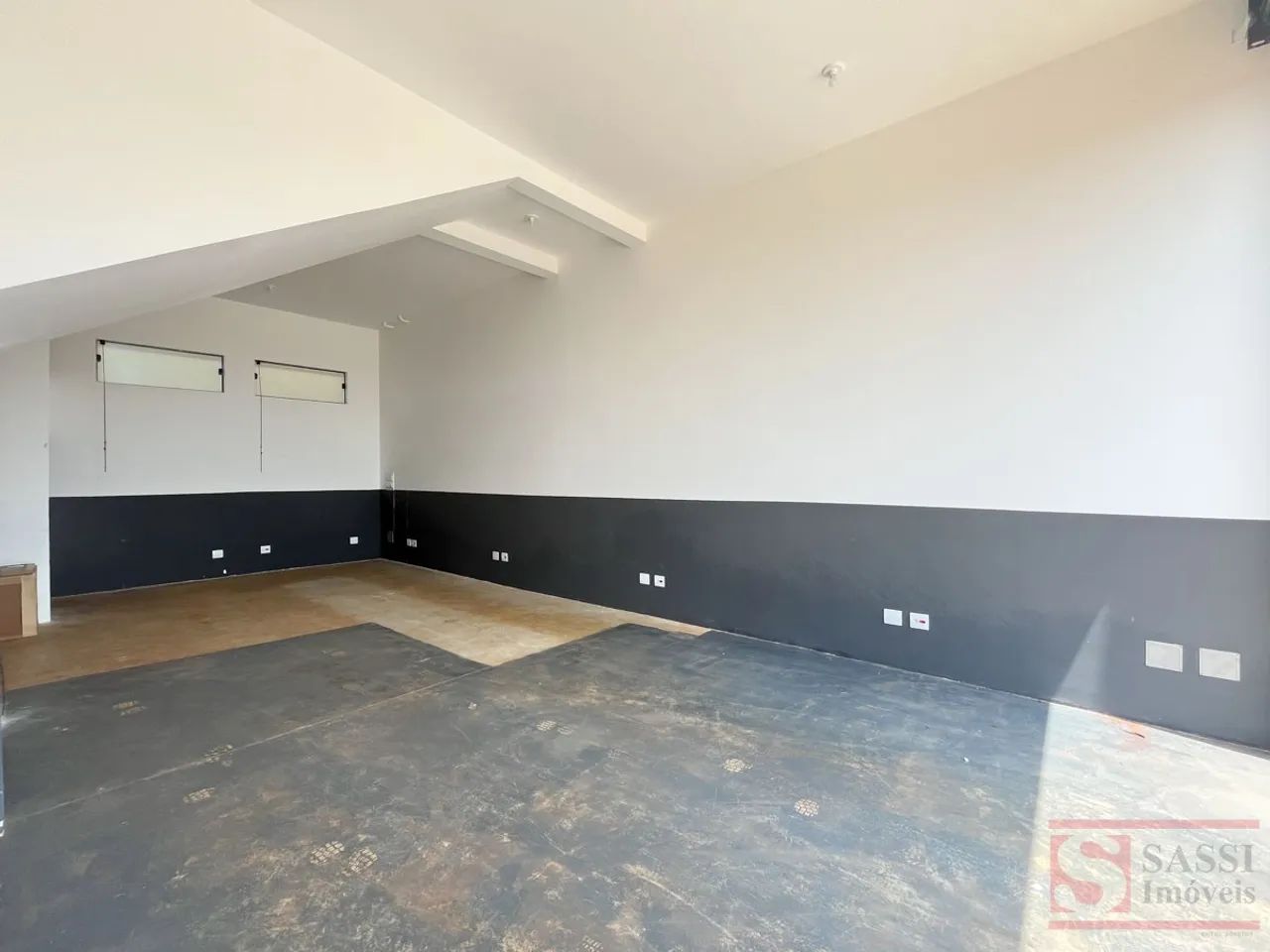 Sala Comercial em COLINAS DO ENGENHO - Foto 3