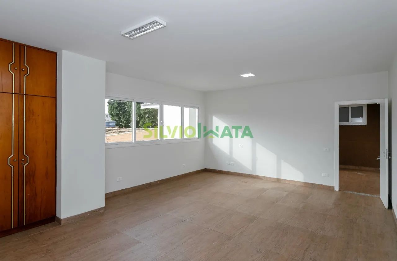 EXCELENTE SOBRADO DE 04 QUARTOS PARA MORAR NA ZONA 03. - Foto 5