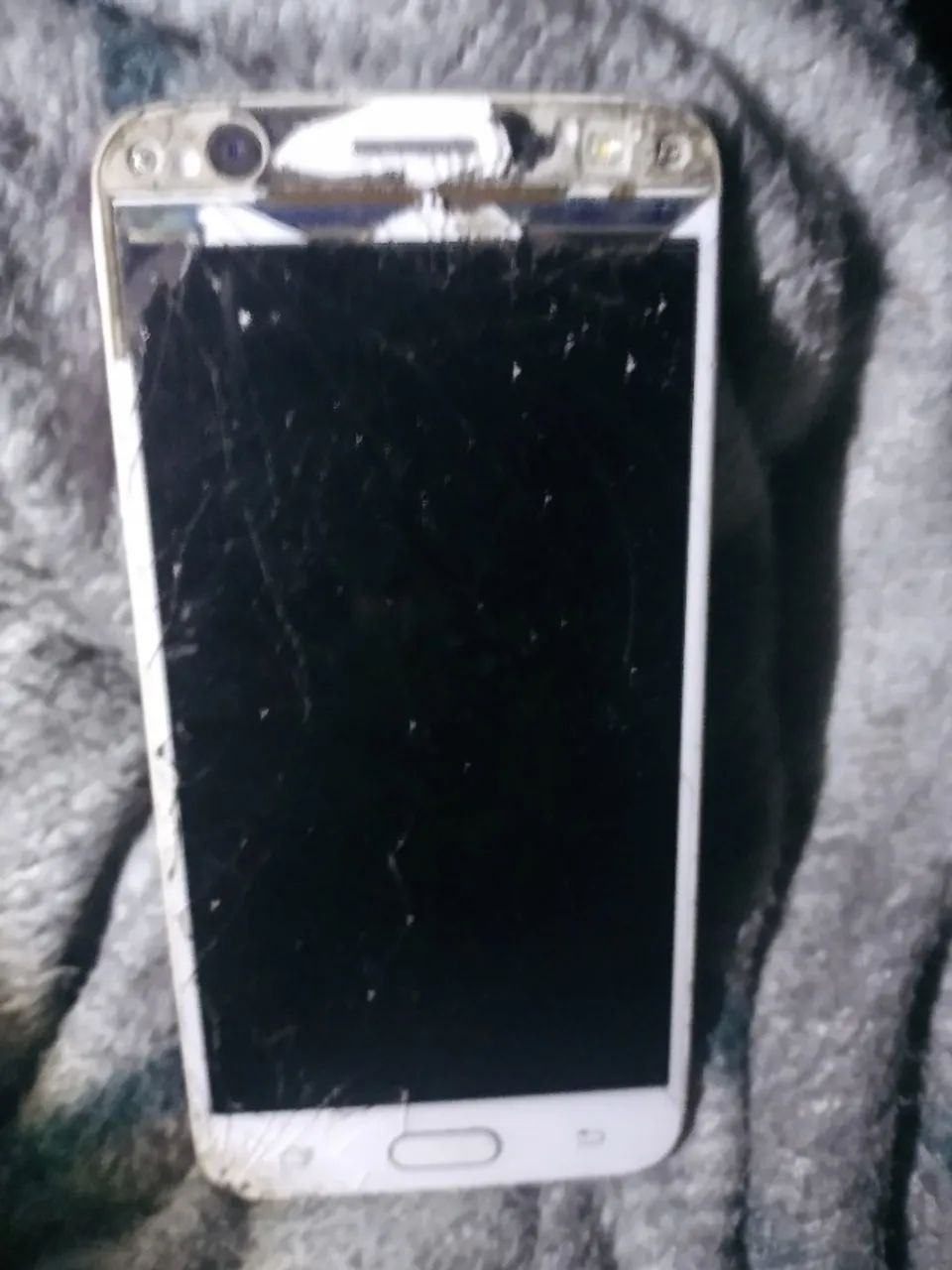 Smartfone vários tipos funcionando para peças e manutenção  - Foto 5