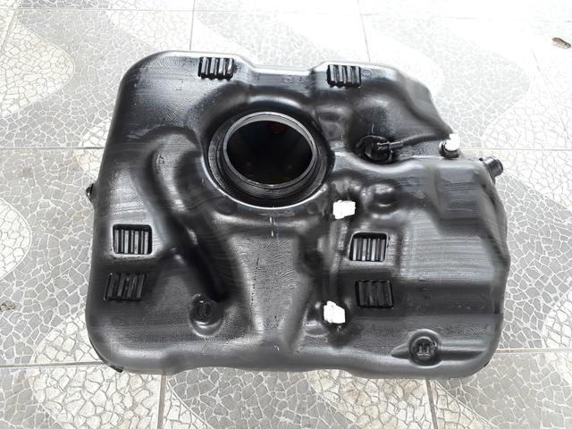 Estou vendendo tanque de combustível do Honda New Civic 2010